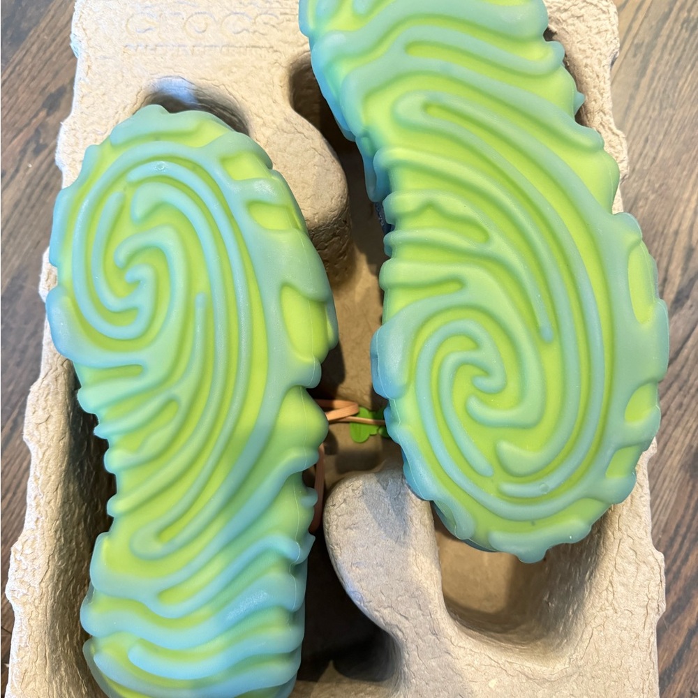 Crocs x Salehe Bembury Juniper Sneakers - Picture 5 of 5